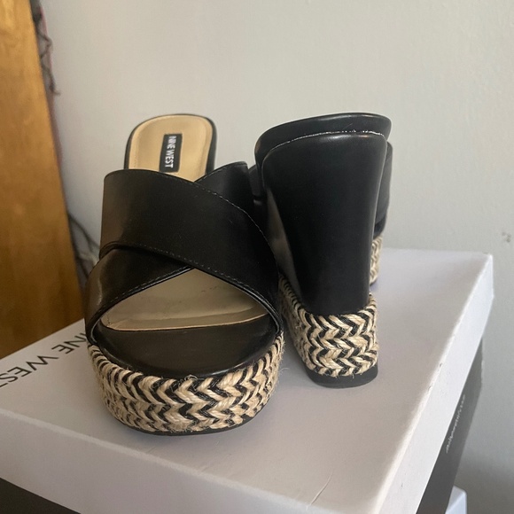 Nine West Sandals - Picture 1 of 3